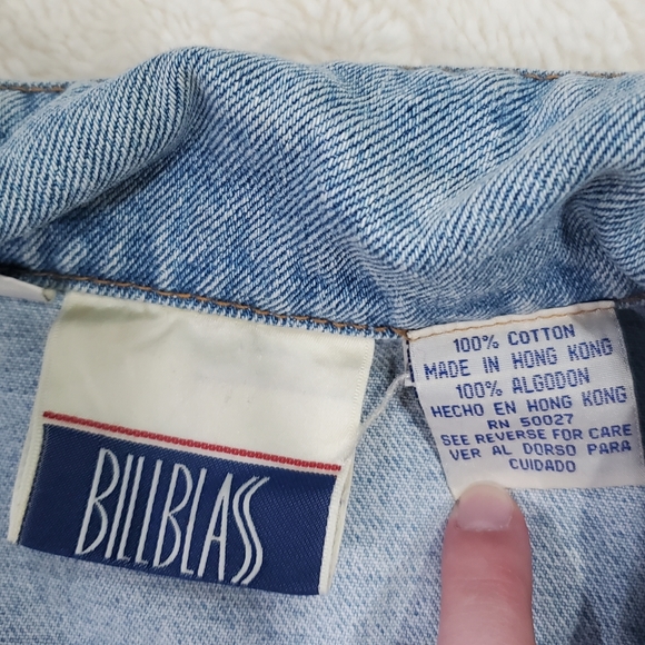 🎉 2/$30 🎉 Vintage Denim Vest - Picture 3 of 4